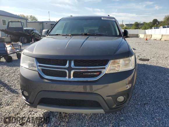 2014 Dodge Journey SXT with VIN 3C4PDCBG9ET142064, listed as a Copart auction lot 84588885 with 168,463 mi miles and Salvage title. Bid and sale history available at DreamBid. Image 5.