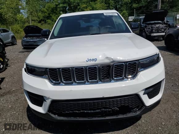 2022 Jeep Grand Cherokee Laredo z VIN 1C4RJHAG7N8614129, wystawiony jako Copart lot #66929365 z przebiegiem 19 201 mil mil oraz Szkoda całkowita • Salvage title. Historia ofert i sprzedaży dostępna na DreamBid. Obrazek 5.