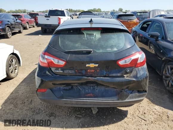 2017 Chevrolet Cruze LT z VIN 3G1BE6SM1HS511159, wystawiony jako Copart lot #80675245 z przebiegiem 133 728 mil mil oraz Szkoda całkowita • Salvage title. Historia ofert i sprzedaży dostępna na DreamBid. Obrazek 6.