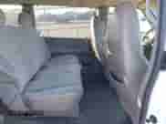 2003 Chevrolet Astro z VIN 1GNEL19X83B148822, wystawiony jako IAAI lot #41630380 z przebiegiem 169 498 mil mil oraz . Historia ofert i sprzedaży dostępna na DreamBid. Obrazek 8.