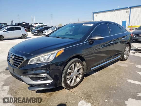 2015 Hyundai Sonata Sport z VIN 5NPE34AB4FH177568, wystawiony jako Copart lot #86502825 z przebiegiem 182 104 mil mil oraz Szkoda całkowita • Salvage title. Historia ofert i sprzedaży dostępna na DreamBid. Obrazek 1.