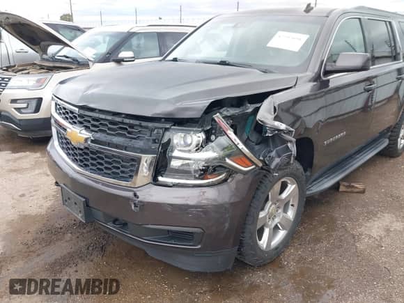 2015 Chevrolet Suburban LT с VIN 1GNSKJKC1FR203524, выставлен на аукционе IAAI как лот 42592691 с пробегом 150 216 миль миль и . История ставок и продаж доступна на DreamBid. Изображение 6.