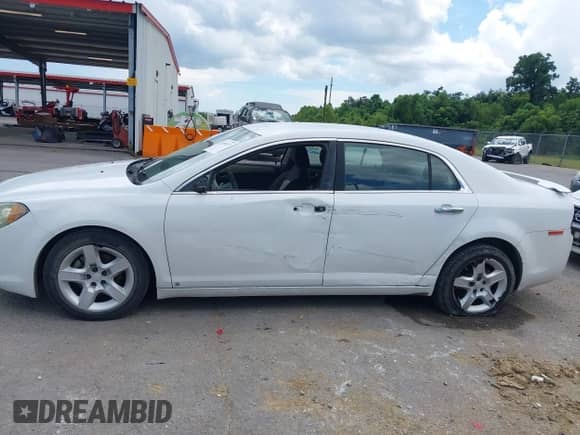 2010 Chevrolet Malibu 1FL с VIN 1G1ZA5E09AF106755, выставлен на аукционе IAAI как лот 42987637 с пробегом 255 432 миль миль и . История ставок и продаж доступна на DreamBid. Изображение 14.