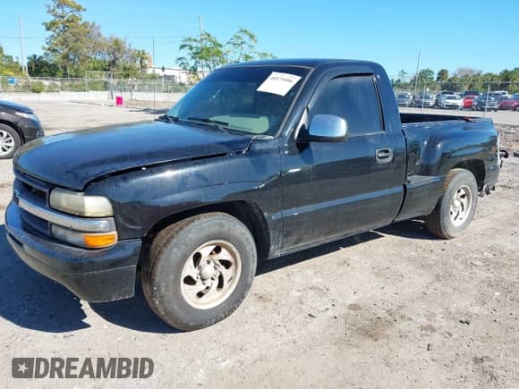 2002 Chevrolet Silverado 1500 with VIN 1GCEC14V22Z138422, listed as a IAAI auction lot 40975500 with Not provided miles and . Bid and sale history available at DreamBid. Image 18.