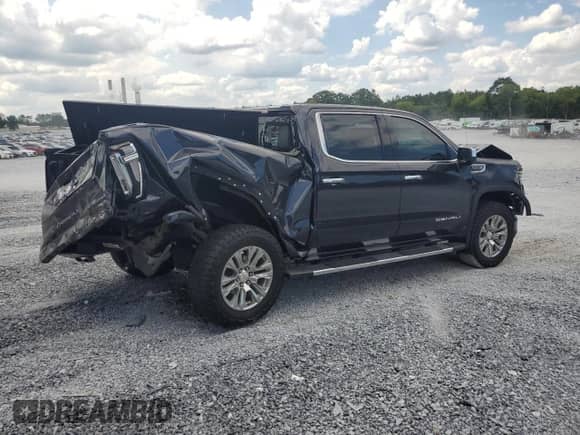 2023 GMC Sierra 1500 Denali z VIN 3GTUUGEDXPG191944, wystawiony jako Copart lot #66383435 z przebiegiem 78 795 mil mil oraz Szkoda całkowita • Salvage title. Historia ofert i sprzedaży dostępna na DreamBid. Obrazek 3.