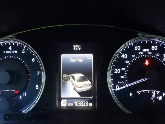 2015 Toyota Camry SE z VIN 4T1BF1FK8FU902401, wystawiony jako IAAI lot #43374452 z przebiegiem 103 323 mil mil oraz . Historia ofert i sprzedaży dostępna na DreamBid. Obrazek 16.