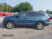 2016 Honda Pilot LX z VIN 5FNYF6H17GB092852, wystawiony jako IAAI lot #42406550 z przebiegiem 141 165 mil mil oraz . Historia ofert i sprzedaży dostępna na DreamBid. Obrazek 14.