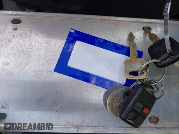 2002 Ford F-150 XLT z VIN 1FTRW07662KB92760, wystawiony jako IAAI lot #42993135 z przebiegiem 317 673 mil mil oraz . Historia ofert i sprzedaży dostępna na DreamBid. Obrazek 11.