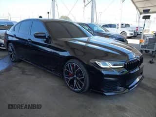 2023 BMW 5 Series 540i z VIN WBA53BJ01PCN28028, wystawiony jako IAAI lot #42420888 z przebiegiem 31 685 mil mil oraz . Historia ofert i sprzedaży dostępna na DreamBid. Obrazek 1.