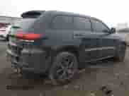2020 Jeep Grand Cherokee SRT z VIN 1C4RJFDJ1LC132827, wystawiony jako Copart lot #58739265 z przebiegiem Nie podano mil oraz Szkoda całkowita • Salvage title. Historia ofert i sprzedaży dostępna na DreamBid. Obrazek 3.