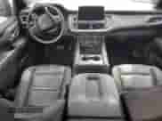 2023 Chevrolet Suburban RST с VIN 1GNSKEKL1PR227556, выставлен на аукционе Copart как лот 53263065 с пробегом 37 731 миль миль и Списание • Salvage title. История ставок и продаж доступна на DreamBid. Изображение 8.