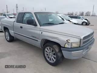 2000 Dodge 1500 with VIN 1B7HC13Y7YJ100247, listed as a IAAI auction lot 41430771 with 151,429 mi miles and . Bid and sale history available at DreamBid. Image 1.