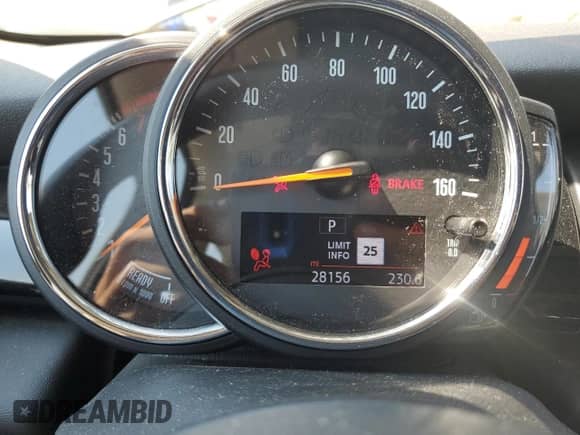2019 MINI Hardtop Cooper S with VIN WMWXP7C53K2A51753, listed as a Copart auction lot 66675945 with 28,156 mi miles and Salvage title. Bid and sale history available at DreamBid. Image 9.