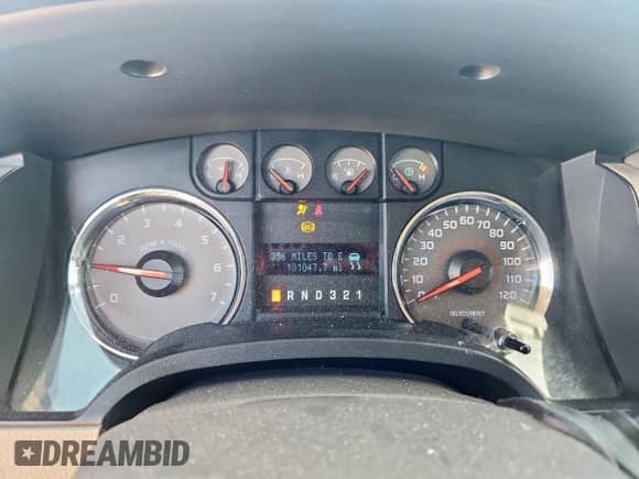 2009 Ford F-150 XL z VIN 1FTRW12899FA05786, wystawiony jako Copart lot #71278285 z przebiegiem 101 047 mil mil oraz Czysty tytuł • Clean title. Historia ofert i sprzedaży dostępna na DreamBid. Obrazek 9.