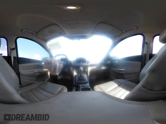 2014 Ford Escape SE with VIN 1FMCU0GX0EUB15147, listed as a IAAI auction lot 43236563 with 140,191 mi miles and . Bid and sale history available at DreamBid. Image 19.