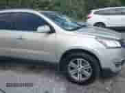 2015 Chevrolet Traverse LT с VIN 1GNKRGKD5FJ192730, выставлен на аукционе IAAI как лот 43156725 с пробегом Не указан миль и . История ставок и продаж доступна на DreamBid. Изображение 13.