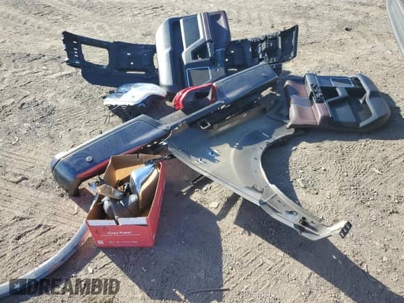 2016 Ford F-150 XLT z VIN 1FTFW1EG5GFA44068, wystawiony jako Copart lot #84649625 z przebiegiem 172 173 mil mil oraz Szkoda całkowita • Salvage title. Historia ofert i sprzedaży dostępna na DreamBid. Obrazek 12.