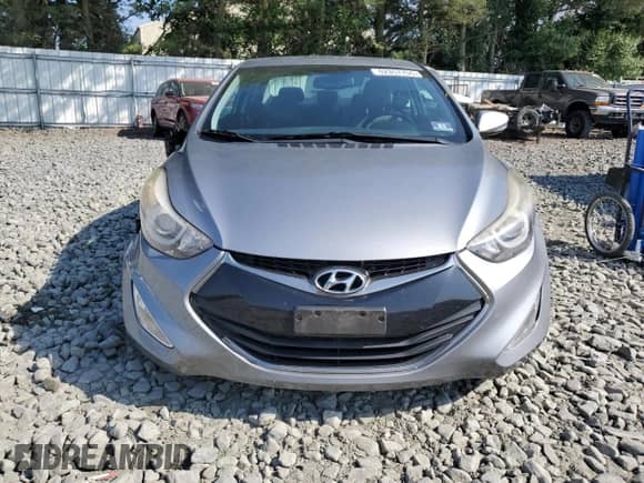 2014 Hyundai Elantra with VIN KMHDH6AH3EU028372, listed as a Copart auction lot 62357755 with 86,228 mi miles and Salvage title. Bid and sale history available at DreamBid. Image 5.