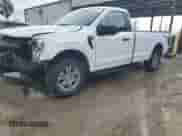 2021 Ford F-150 XL z VIN 1FTMF1E5XMKE93125, wystawiony jako Copart lot #79877134 z przebiegiem 61 418 mil mil oraz Nie do naprawy • Non repairable. Historia ofert i sprzedaży dostępna na DreamBid. Obrazek 1.