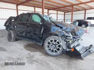 2023 Chevrolet Suburban RST с VIN 1GNSKEKD1PR188346, выставлен на аукционе IAAI как лот 42814805 с пробегом Не указан миль и . История ставок и продаж доступна на DreamBid. Изображение 1.