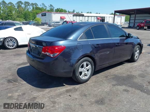 2014 Chevrolet Cruze LT с VIN 1G1PK5SB1E7374550, выставлен на аукционе IAAI как лот 42065152 с пробегом 176 026 миль миль и . История ставок и продаж доступна на DreamBid. Изображение 4.