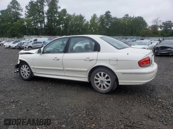 2004 Hyundai Sonata GLS z VIN KMHWF35H84A044428, wystawiony jako Copart lot #70746914 z przebiegiem 207 210 mil mil oraz Szkoda całkowita • Salvage title. Historia ofert i sprzedaży dostępna na DreamBid. Obrazek 2.