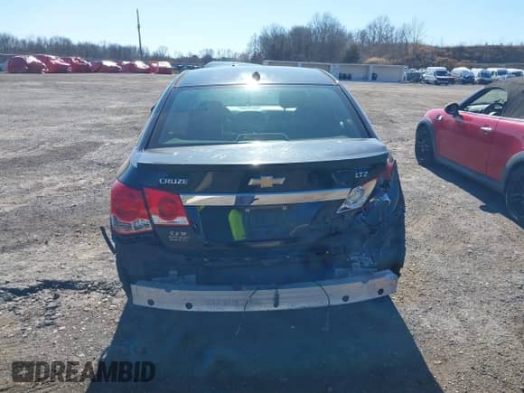 2012 Chevrolet Cruze LTZ с VIN 1G1PH5SC5C7296231, выставлен на аукционе IAAI как лот 41811729 с пробегом 89 790 миль миль и . История ставок и продаж доступна на DreamBid. Изображение 16.