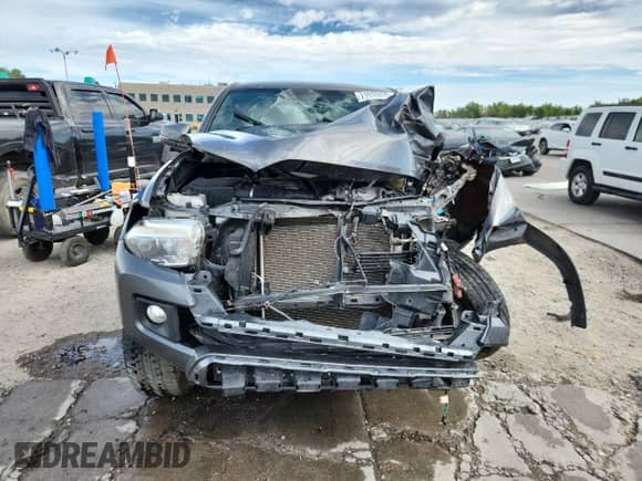2017 Toyota Tacoma SR5 с VIN 3TMDZ5BN5HM017544, выставлен на аукционе Copart как лот 71926035 с пробегом 117 939 миль миль и Списание • Salvage title. История ставок и продаж доступна на DreamBid. Изображение 5.