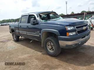 2006 Chevrolet Silverado 2500HD LT3 с VIN 1GCHK23D96F234053, выставлен на аукционе IAAI как лот 42870148 с пробегом 289 362 миль миль и . История ставок и продаж доступна на DreamBid. Изображение 1.