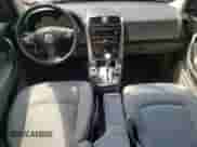 2006 Saturn VUE z VIN 5GZCZ33D86S804254, wystawiony jako Copart lot #63441205 z przebiegiem 151 551 mil mil oraz Czysty tytuł • Clean title. Historia ofert i sprzedaży dostępna na DreamBid. Obrazek 8.