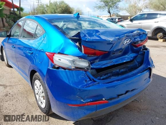 2017 Hyundai Elantra SE z VIN 5NPD74LF6HH204370, wystawiony jako IAAI lot #43321721 z przebiegiem 56 052 mil mil oraz . Historia ofert i sprzedaży dostępna na DreamBid. Obrazek 6.