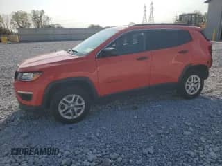2020 Jeep Compass Sport z VIN 3C4NJDABXLT143894, wystawiony jako Copart lot #81476765 z przebiegiem 52 287 mil mil oraz Szkoda całkowita • Salvage title. Historia ofert i sprzedaży dostępna na DreamBid. Obrazek 1.