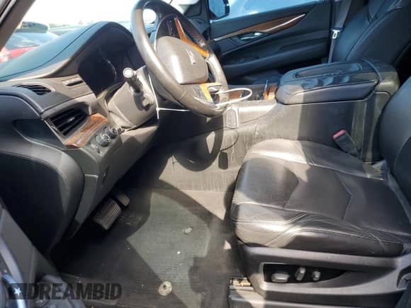 2017 Cadillac Escalade ESV Premium Luxury с VIN 1GYS4JKJ2HR182844, выставлен на аукционе Copart как лот 80794725 с пробегом 111 444 миль миль и Списание • Salvage title. История ставок и продаж доступна на DreamBid. Изображение 7.