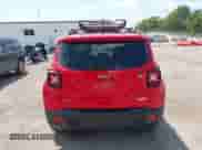 2018 Jeep Renegade Latitude с VIN ZACCJBBB5JPH73353, выставлен на аукционе IAAI как лот 42812392 с пробегом 135 998 миль миль и . История ставок и продаж доступна на DreamBid. Изображение 16.