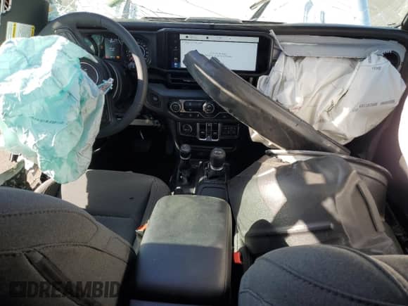 2025 Jeep Wrangler Sport S с VIN 1C4PJXDN0SW555394, выставлен на аукционе Copart как лот 68128005 с пробегом 5 204 миль миль и Списание • Salvage title. История ставок и продаж доступна на DreamBid. Изображение 8.