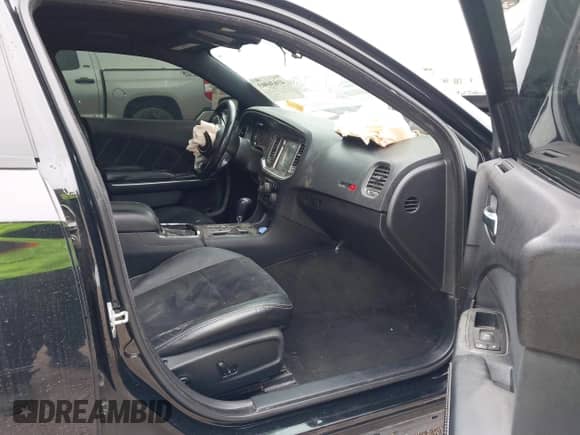 2013 Dodge Charger SRT-8 z VIN 2C3CDXEJ1DH529586, wystawiony jako IAAI lot #41636903 z przebiegiem 147 899 mil mil oraz . Historia ofert i sprzedaży dostępna na DreamBid. Obrazek 5.