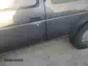 1993 Nissan Pathfinder LE с VIN JN8HD17S1PW141417, выставлен на аукционе Copart как лот 76170254 с пробегом 200 701 миль миль и На запчасти • Non repairable. История ставок и продаж доступна на DreamBid. Изображение 12.