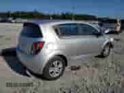 2012 Chevrolet Sonic LT z VIN 1G1JD6SH1C4197474, wystawiony jako Copart lot #69278695 z przebiegiem 144 790 mil mil oraz Szkoda całkowita • Salvage title. Historia ofert i sprzedaży dostępna na DreamBid. Obrazek 3.