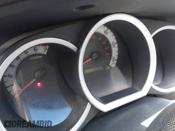 2014 Toyota Tacoma PreRunner z VIN 5TFJX4GN6EX031230, wystawiony jako IAAI lot #42282399 z przebiegiem Nie podano mil oraz . Historia ofert i sprzedaży dostępna na DreamBid. Obrazek 15.