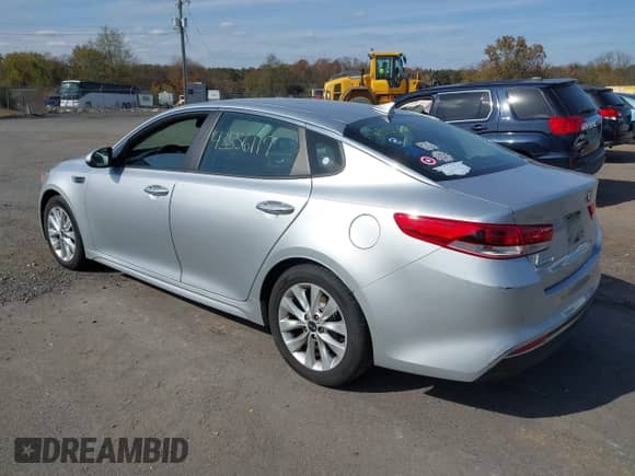 2018 Kia Optima LX с VIN 5XXGT4L35JG259165, выставлен на аукционе IAAI как лот 43556117 с пробегом 141 654 миль миль и . История ставок и продаж доступна на DreamBid. Изображение 3.