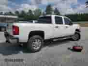 2011 Chevrolet Silverado 2500HD LT z VIN 1GC1KXC85BF252397, wystawiony jako Copart lot #56344905 z przebiegiem 309 119 mil mil oraz Szkoda całkowita • Salvage title. Historia ofert i sprzedaży dostępna na DreamBid. Obrazek 3.