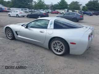 2001 Chevrolet Corvette с VIN 1G1YY22G415121113, выставлен на аукционе IAAI как лот 43204749 с пробегом 136 558 миль миль и . История ставок и продаж доступна на DreamBid. Изображение 3.