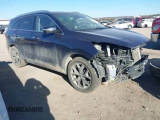 2019 Kia Sorento SX Limited с VIN 5XYPKDA52KG549822, выставлен на аукционе IAAI как лот 41764377 с пробегом 162 264 миль миль и . История ставок и продаж доступна на DreamBid. Изображение 1.