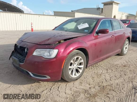 2018 Chrysler 300 Touring L с VIN 2C3CCAAG0JH137463, выставлен на аукционе IAAI как лот 43385727 с пробегом 108 898 миль миль и . История ставок и продаж доступна на DreamBid. Изображение 17.