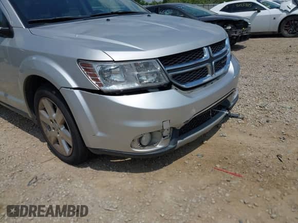2014 Dodge Journey Limited с VIN 3C4PDCDG8ET112566, выставлен на аукционе IAAI как лот 42518135 с пробегом 189 219 миль миль и . История ставок и продаж доступна на DreamBid. Изображение 6.