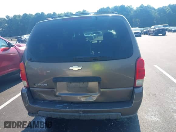 2005 Chevrolet Uplander с VIN 1GNDV03L85D185060, выставлен на аукционе IAAI как лот 42985971 с пробегом 143 052 миль миль и . История ставок и продаж доступна на DreamBid. Изображение 12.