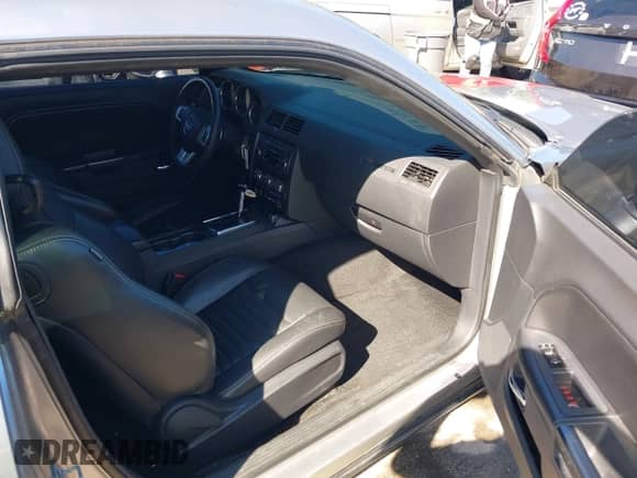 2013 Dodge Challenger SXT with VIN 2C3CDYAG7DH745037, listed as a IAAI auction lot 42308622 with 82,572 mi miles and . Bid and sale history available at DreamBid. Image 5.