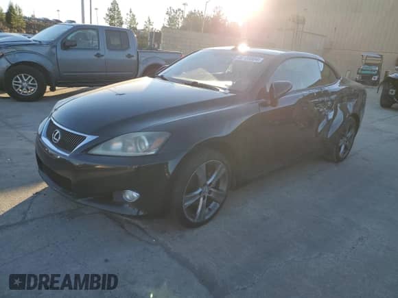 2012 Lexus IS 250 C z VIN JTHFF2C26C2522365, wystawiony jako Copart lot #86108584 z przebiegiem 142 111 mil mil oraz Szkoda całkowita • Salvage title. Historia ofert i sprzedaży dostępna na DreamBid. Obrazek 1.