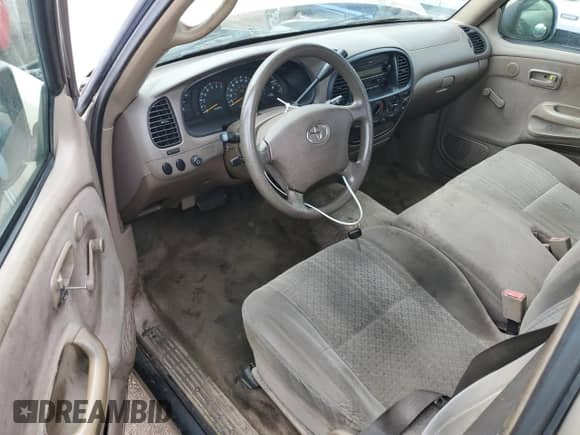 2004 Toyota Tundra SR5 z VIN 5TBBT44164S453920, wystawiony jako Copart lot #71563485 z przebiegiem 279 681 mil mil oraz Czysty tytuł • Clean title. Historia ofert i sprzedaży dostępna na DreamBid. Obrazek 8.