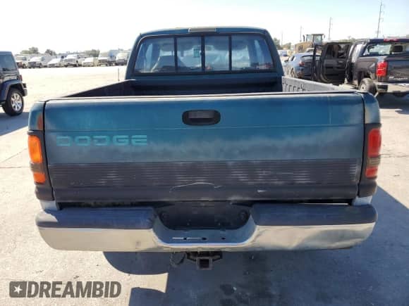1995 Dodge 1500 with VIN 3B7HC13Z3SG707473, listed as a Copart auction lot 77625584 with 220,298 mi miles and Clean title. Bid and sale history available at DreamBid. Image 6.